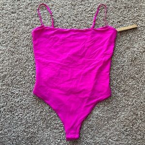 Skims ✨ Fits Everybody Cami Bodysuit